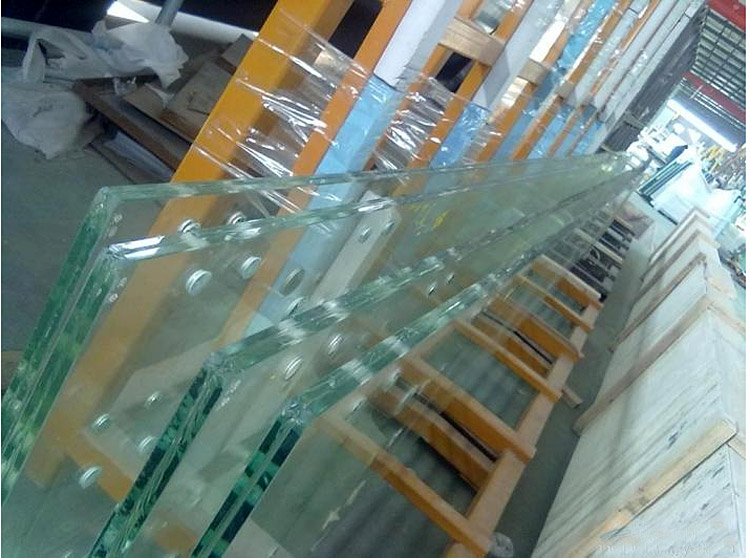 夹胶玻璃